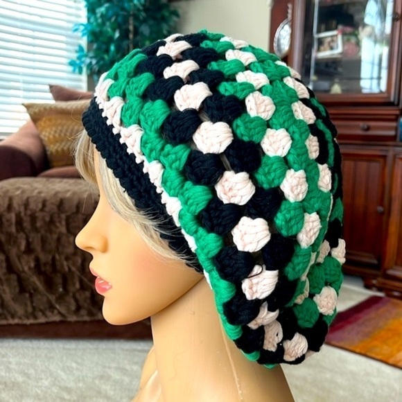 NWOT Free People Lolita Crochet Knit Beret Slouchy Boho Green Black Off-White - Picture 6 of 14